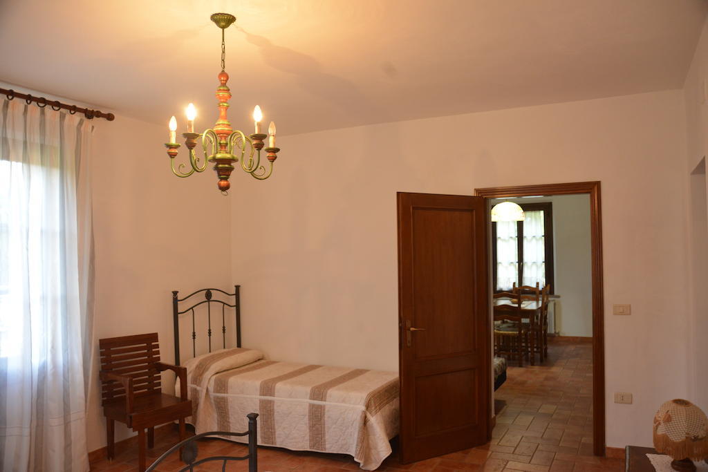 Agriturismo Antica Riserva Кастільйоне-дель-Лаго Номер фото