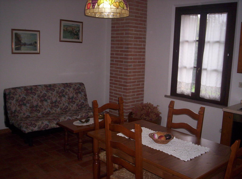 Agriturismo Antica Riserva Кастільйоне-дель-Лаго Номер фото